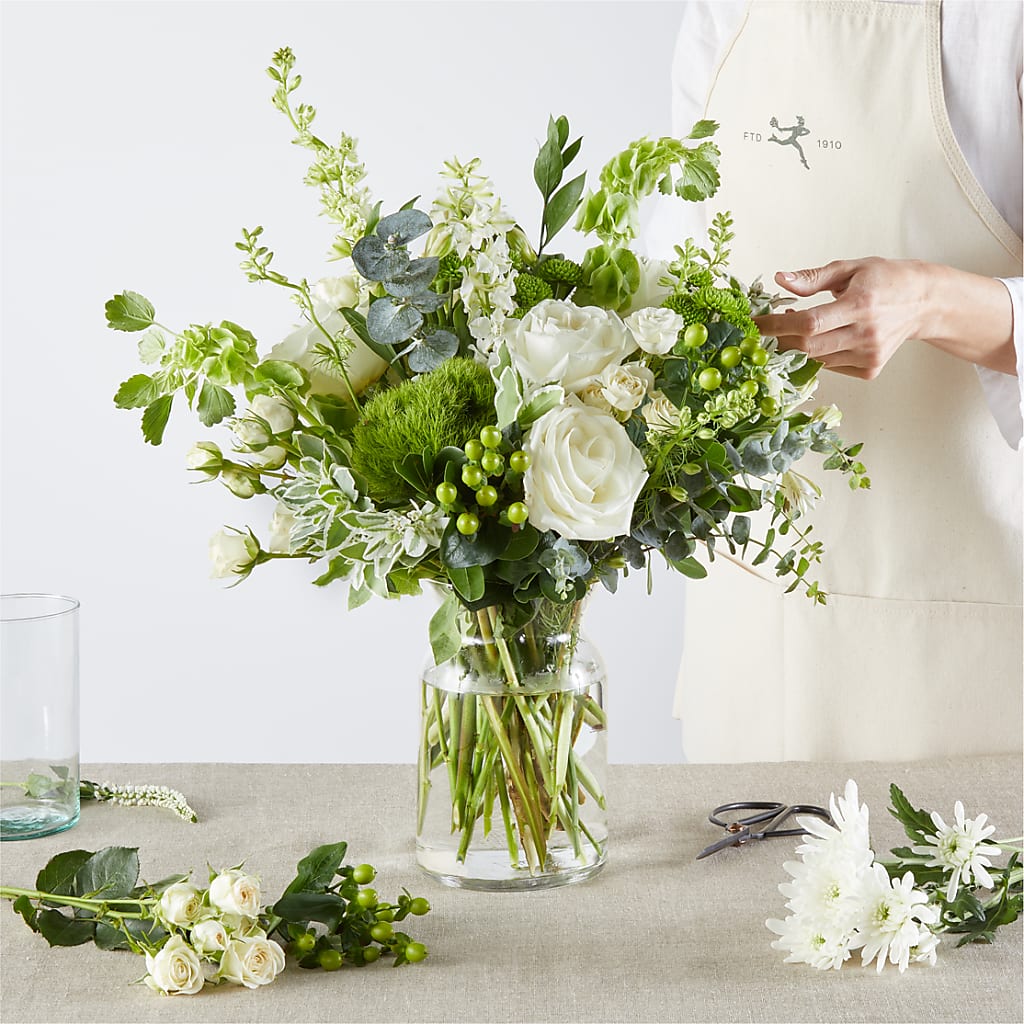 Irish Garden - A Florist Original – All Of The Good Flowers, Jackson NJ