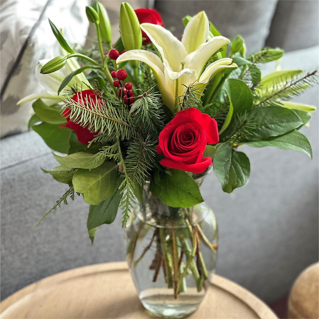 Sparkling Snowflakes Bouquet –  All Of The Good Flowers, Jackson NJ